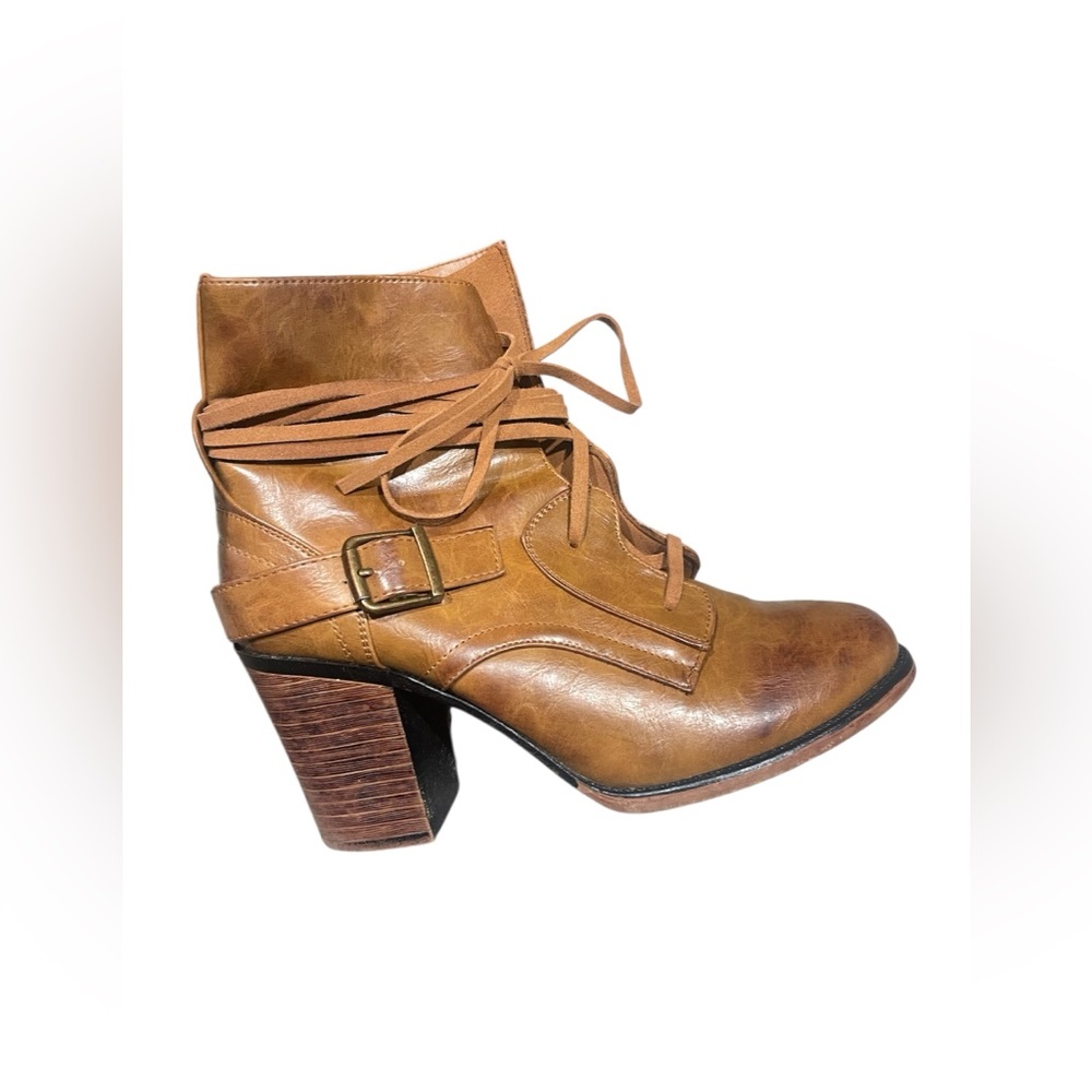 Celebrity Pink Women’s Ankle Boots Backstreet Combat Block Heel Fall/Winter Sz 8